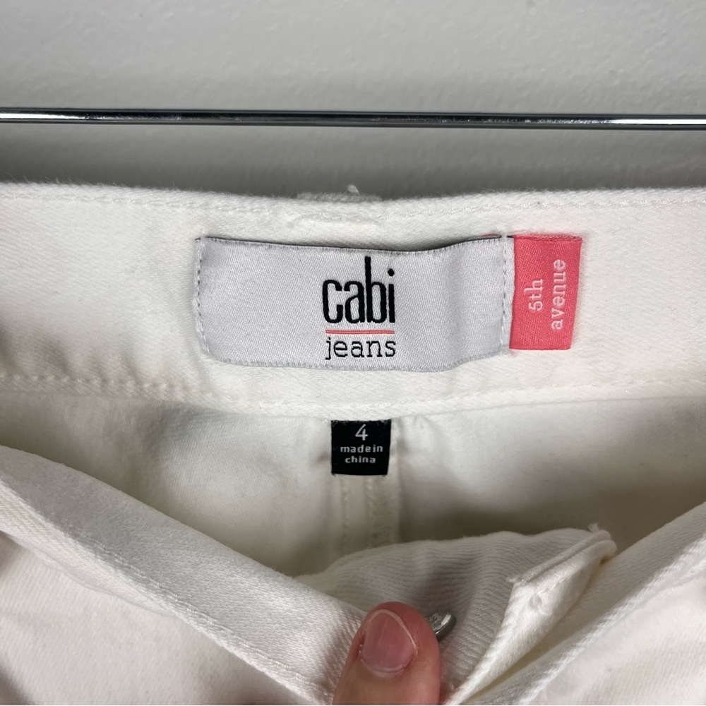 Cabi #6285 5th Avenue Stretch Flare Leg Jean Denim White Size 4R Minimalist - Picture 7 of 9